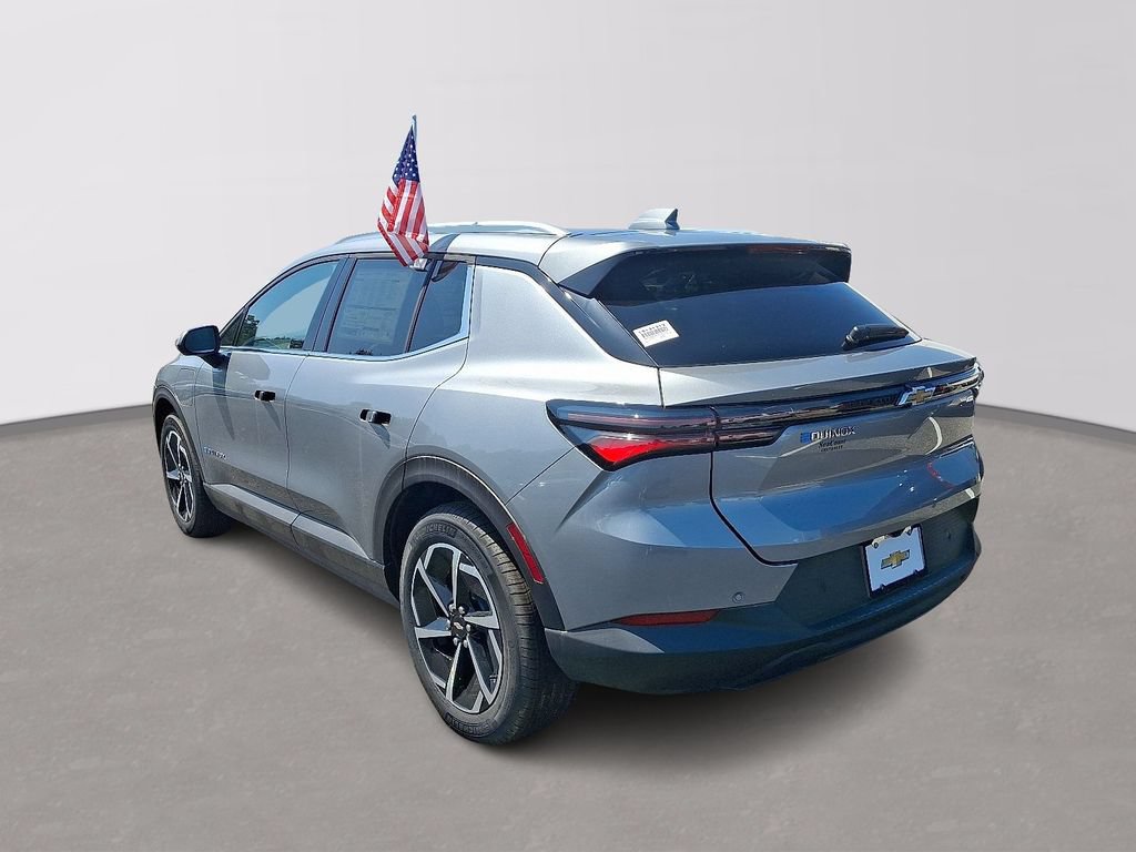 New 2026 Chevrolet Equinox EV LT FWD image 3