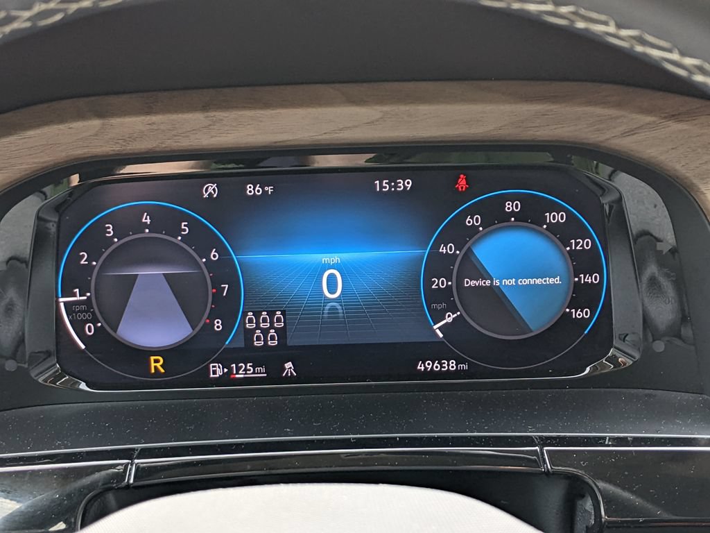 Certified 2024 Volkswagen Atlas SE FWD image 14