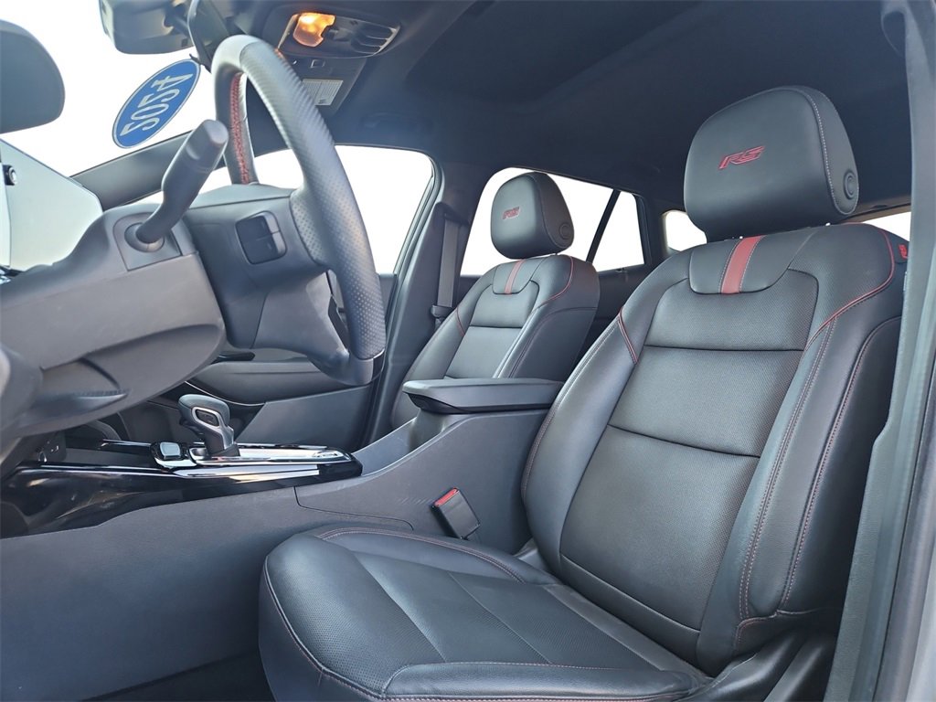 Used 2024 Chevrolet Trax RS w/ Sunroof Package image 28