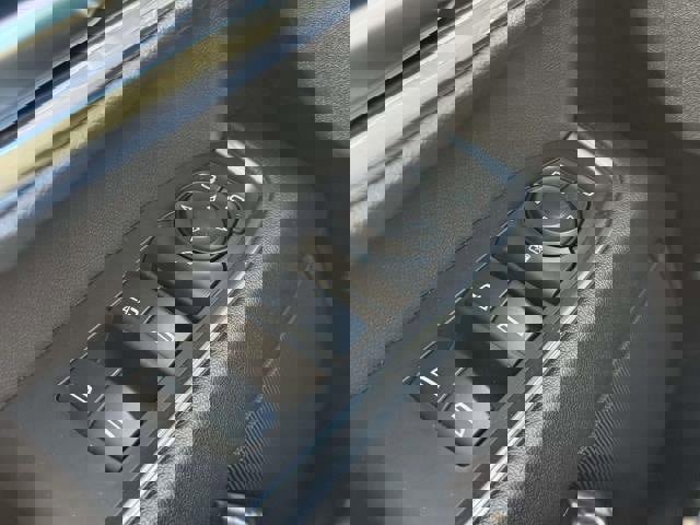 Used 2024 GMC Sierra 3500 SLE image 17