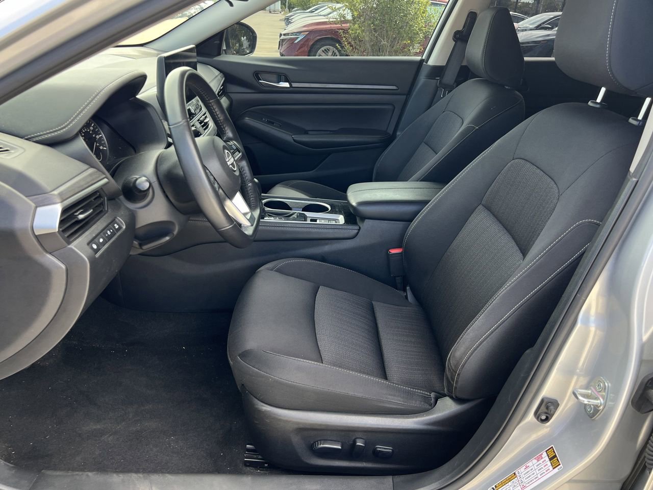 Certified 2024 Nissan Altima 2.5 SV w/ SV Premium Package image 11