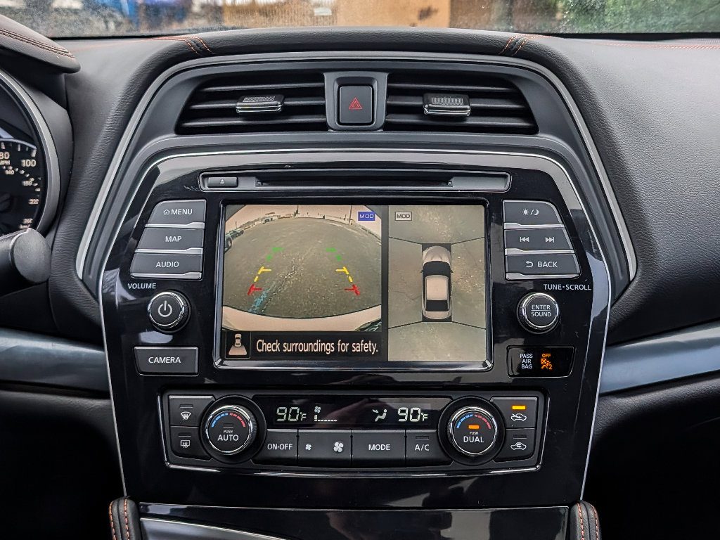 Used 2023 Nissan Maxima SR w/ Sport Mat Group image 24