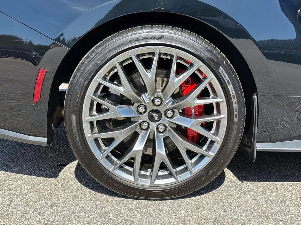Used 2024 Ford Mustang GT Premium RWD image 31