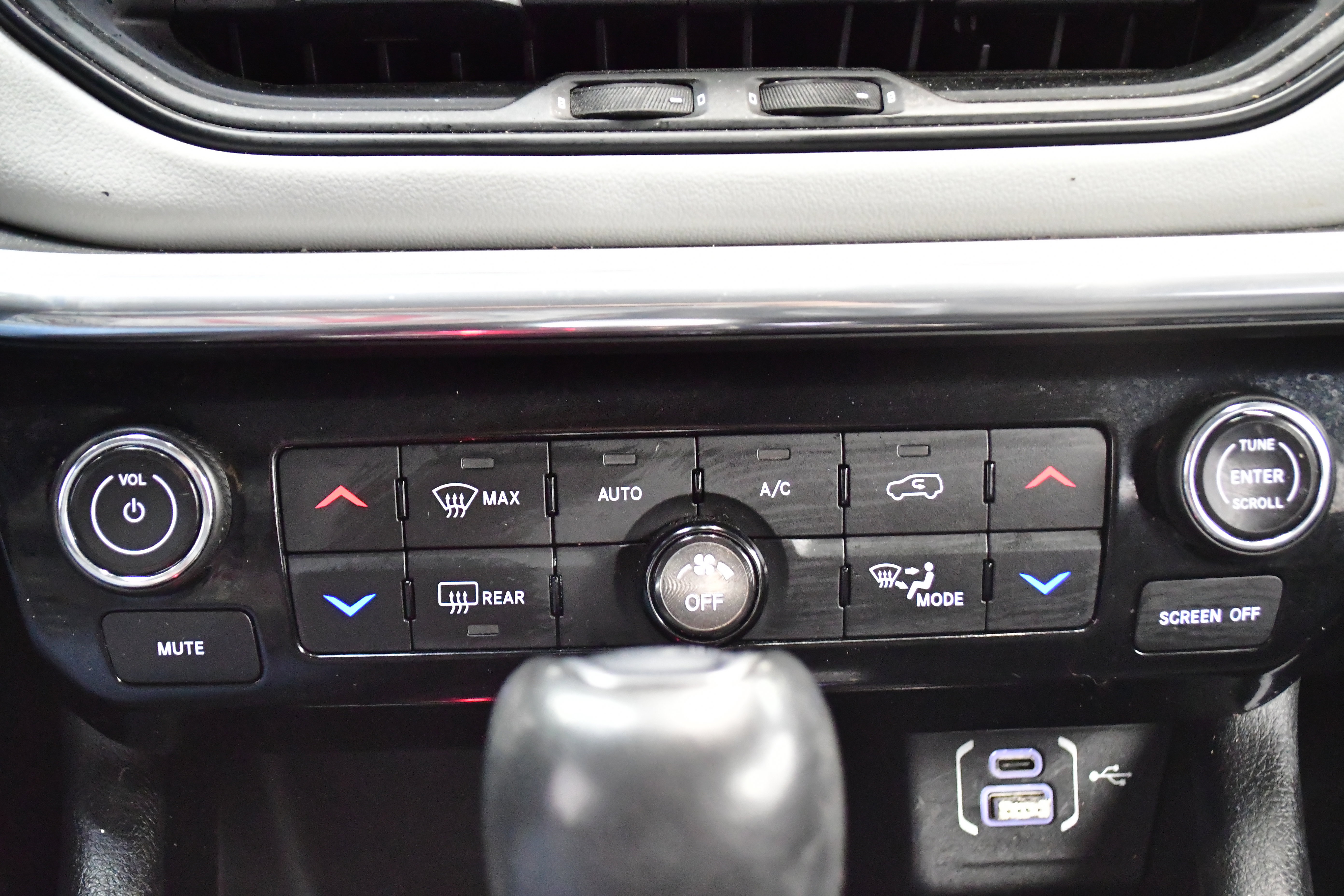 Used 2022 Jeep Compass Limited w/ Elite Group image 47