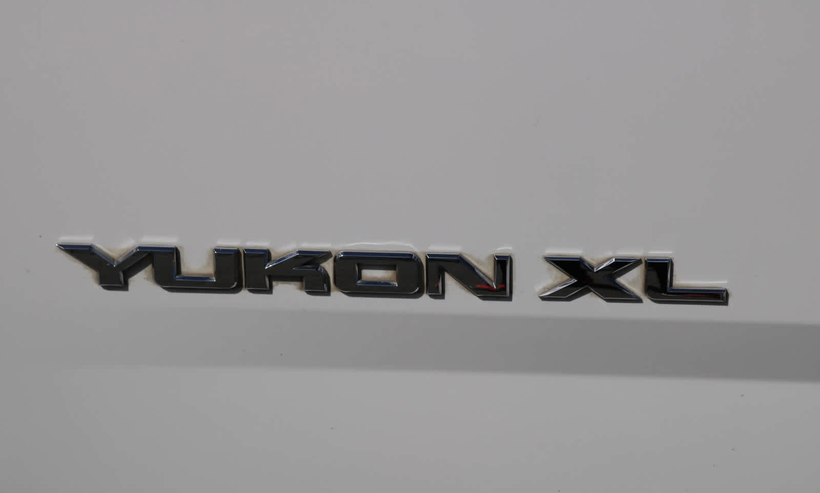 Used 2017 GMC Yukon XL SLT image 9