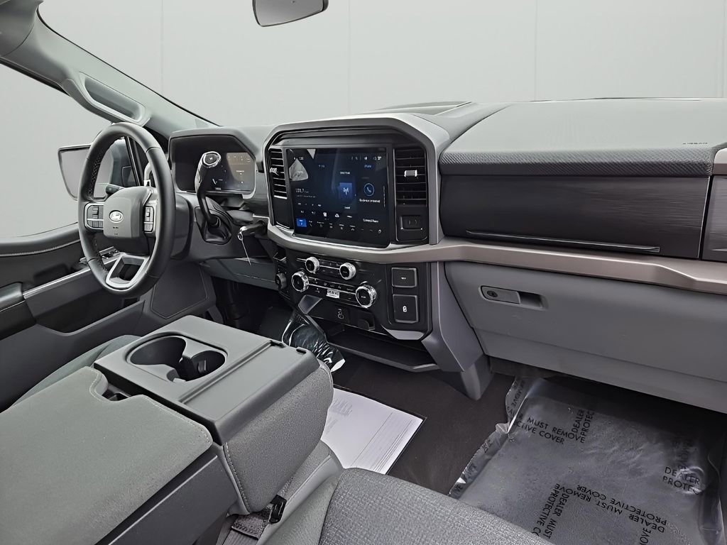 Used 2025 Ford F150 XLT w/ Equipment Group 301A Standard image 20