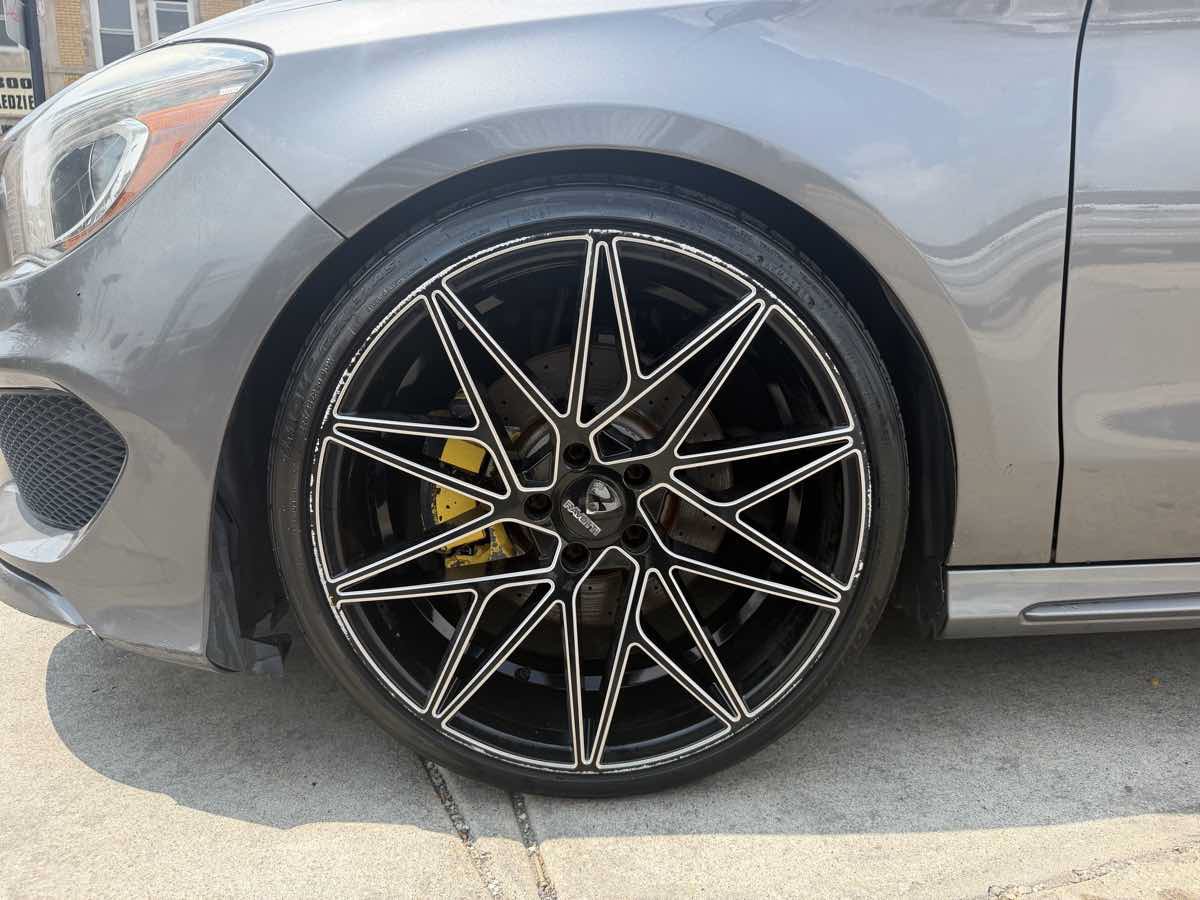 Used 2014 Mercedes-Benz CLA 250 4MATIC w/ Edition 1 Package image 9