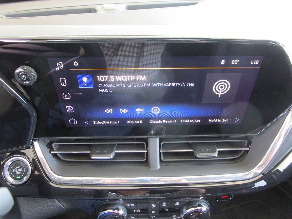 New 2026 Chevrolet Trax RS w/ Sunroof Package image 32