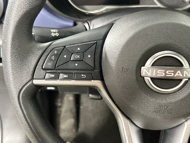 Used 2023 Nissan Versa SV FWD image 19