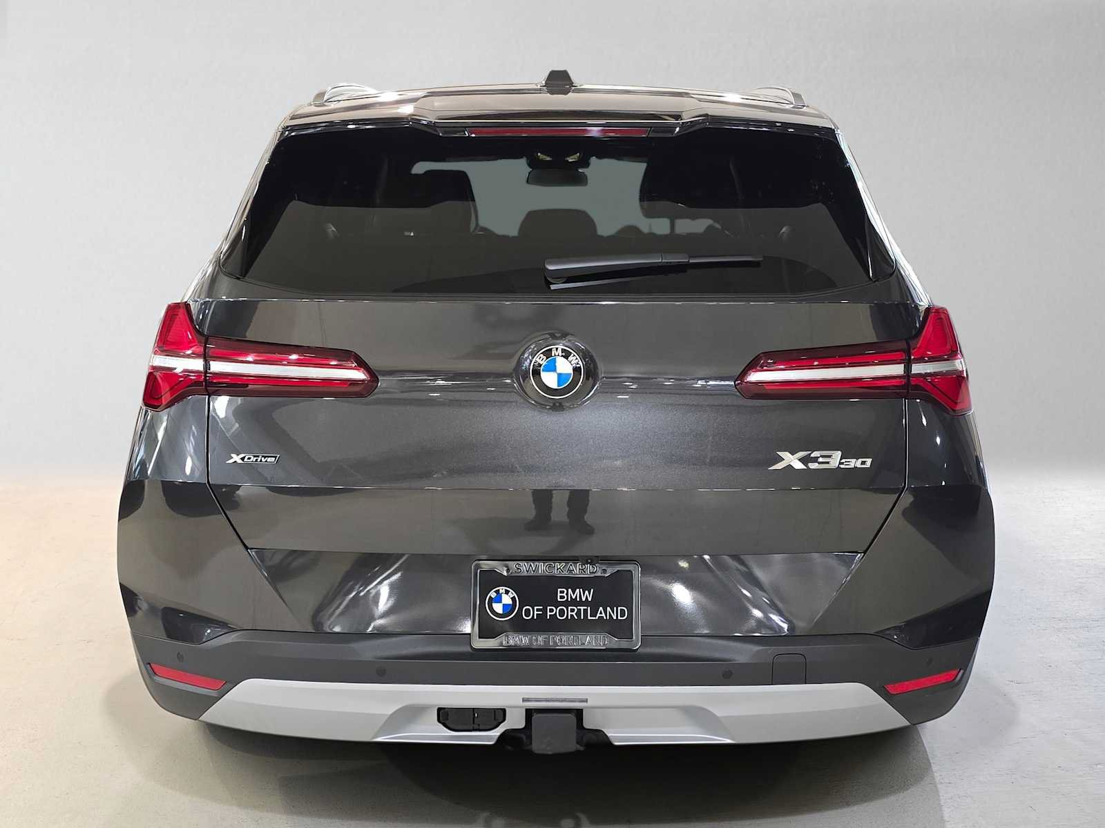 Used 2026 BMW X3 xDrive30i w/ Premium Package AWD/4WD image 4