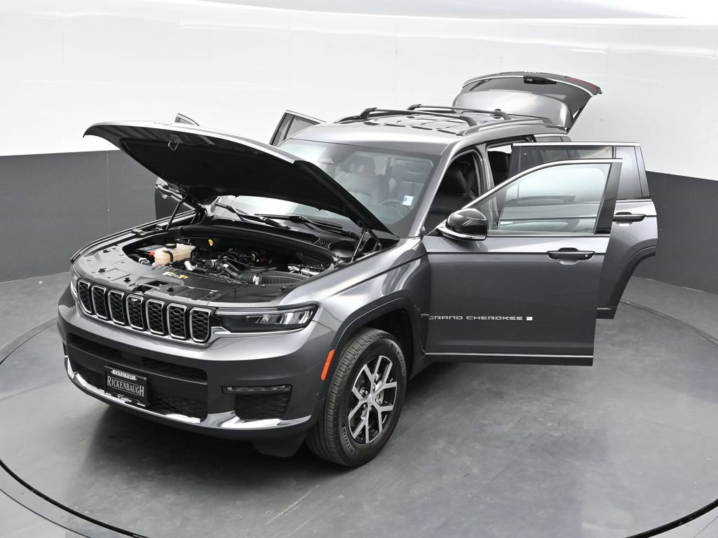 Used 2023 Jeep Grand Cherokee L Limited w/ Luxury Tech Group II AWD/4WD image 39