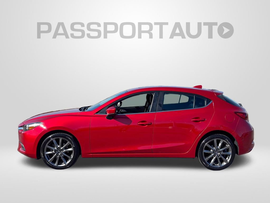 Used 2018 MAZDA MAZDA3 Touring image 2