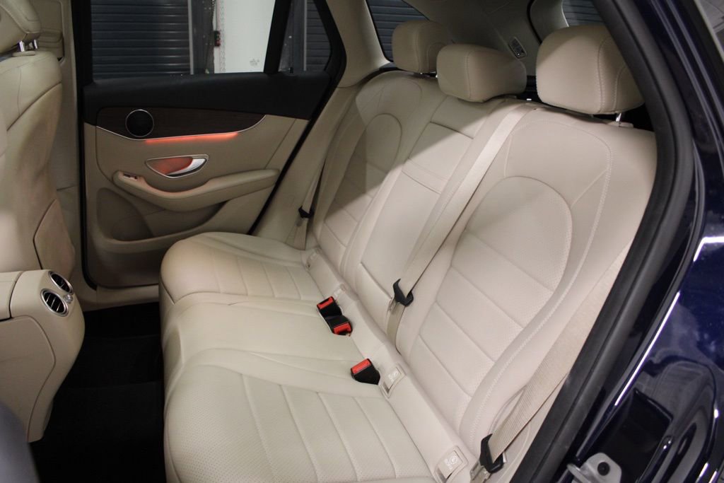 Certified 2022 Mercedes-Benz GLC 300 image 32