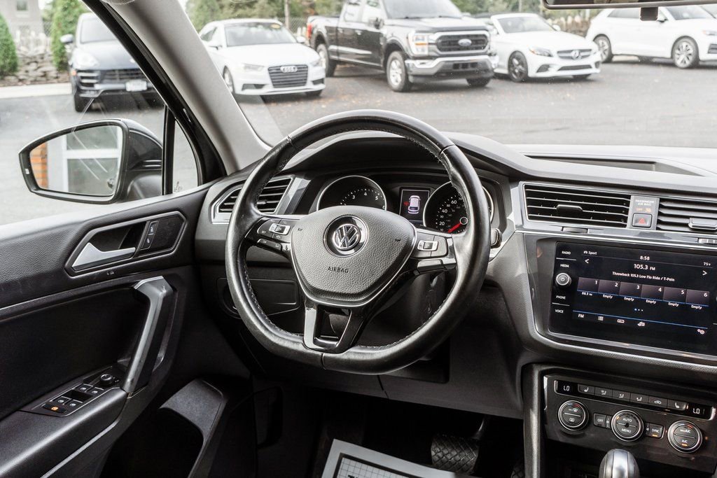 Used 2019 Volkswagen Tiguan SE image 11