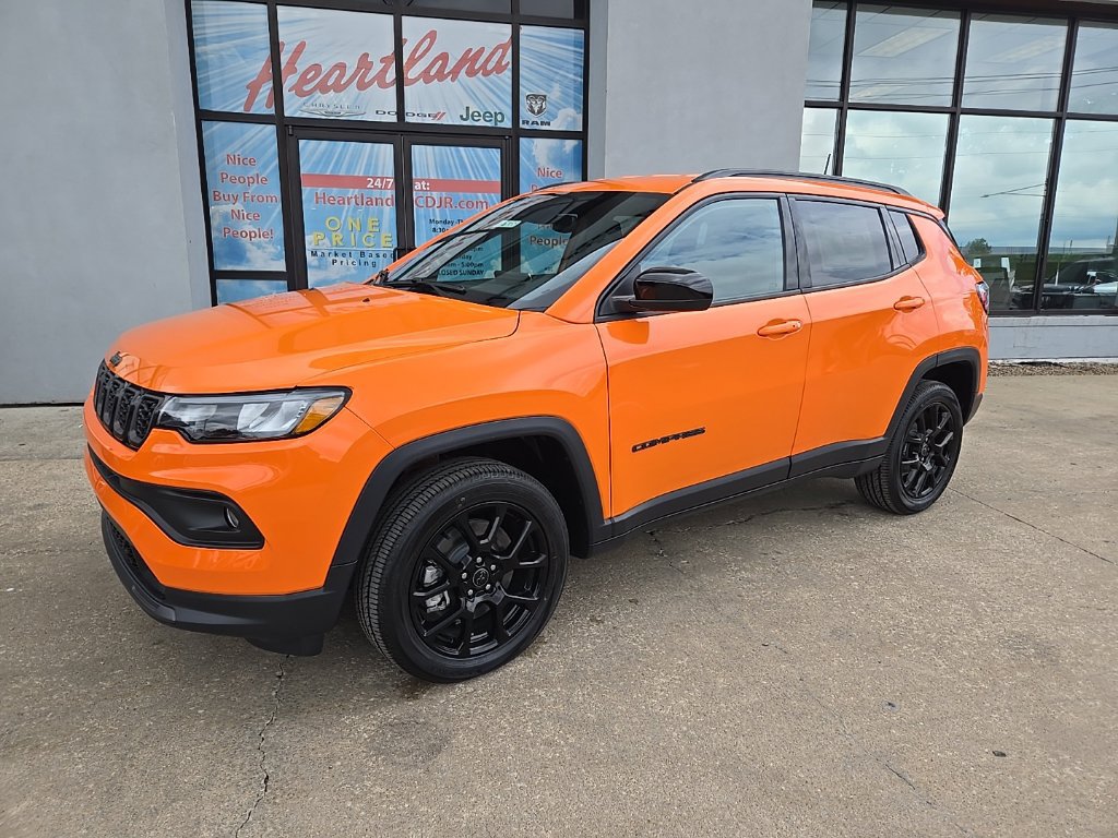 New 2026 Jeep Compass Latitude AWD/4WD image 4