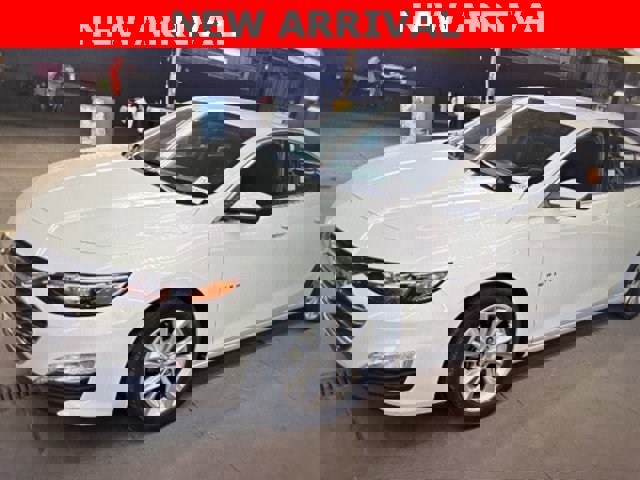 Used 2024 Chevrolet Malibu LT image 4