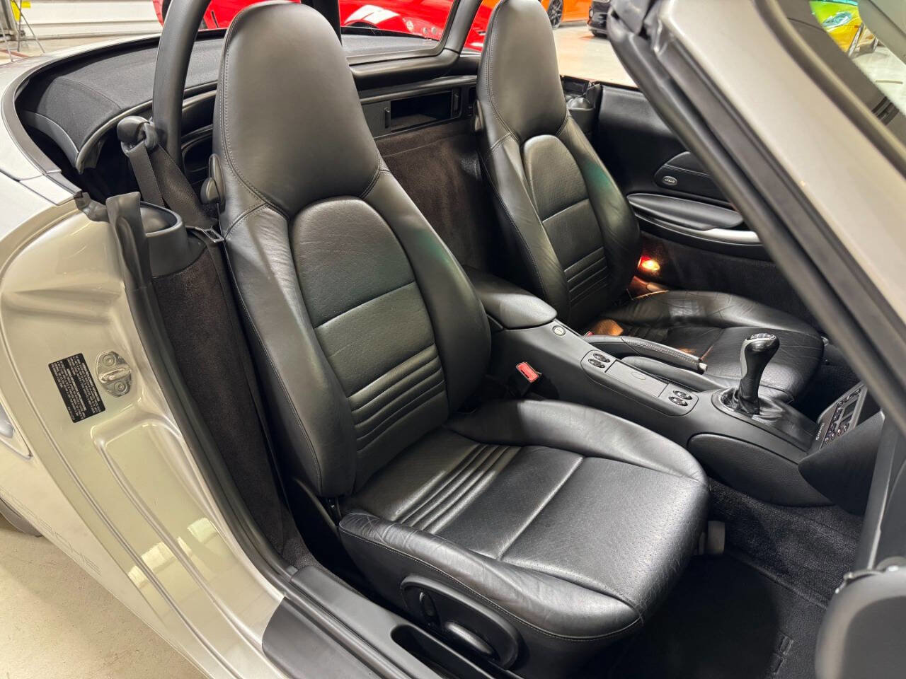 Used 2001 Porsche Boxster S image 21