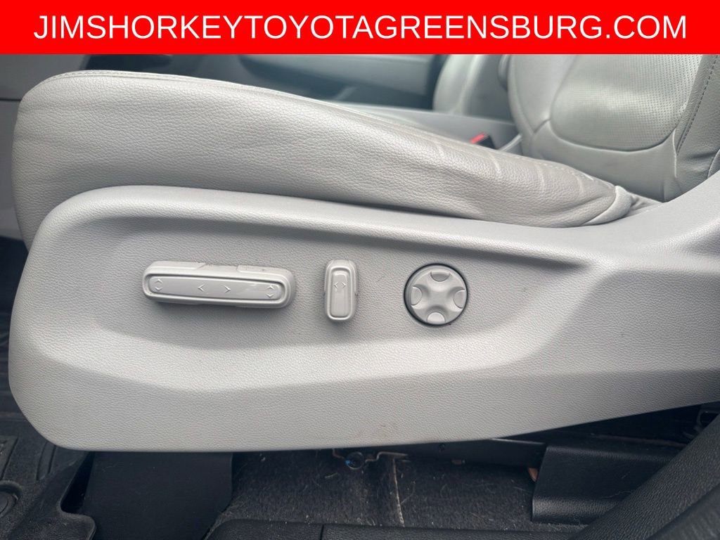 Used 2018 Honda Odyssey Elite image 11