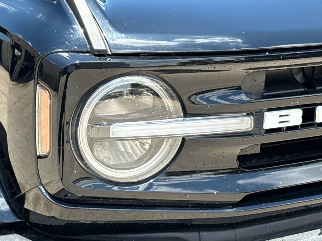Used 2022 Ford Bronco Outer Banks AWD/4WD image 4
