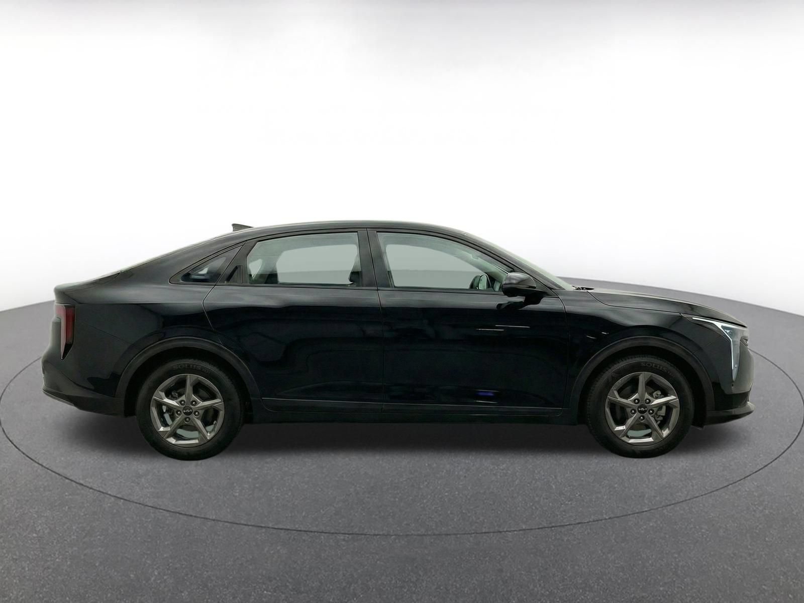 Used 2025 Kia K4 FWD image 13