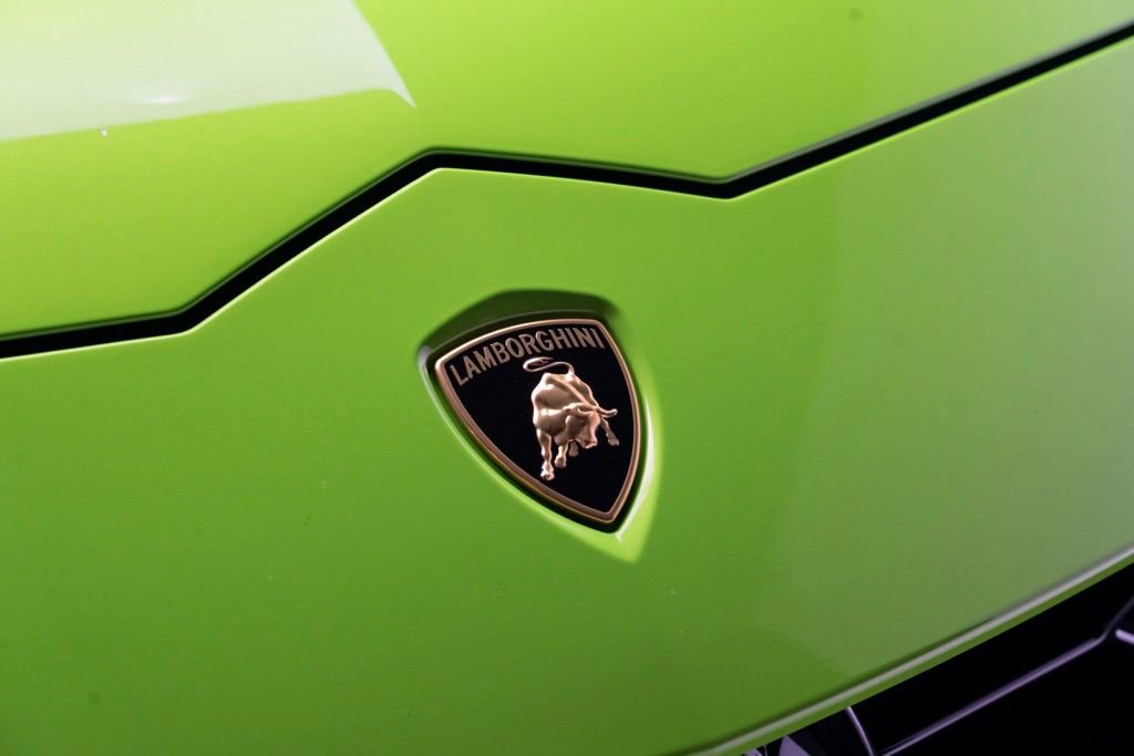 Used 2021 Lamborghini Urus AWD/4WD image 44