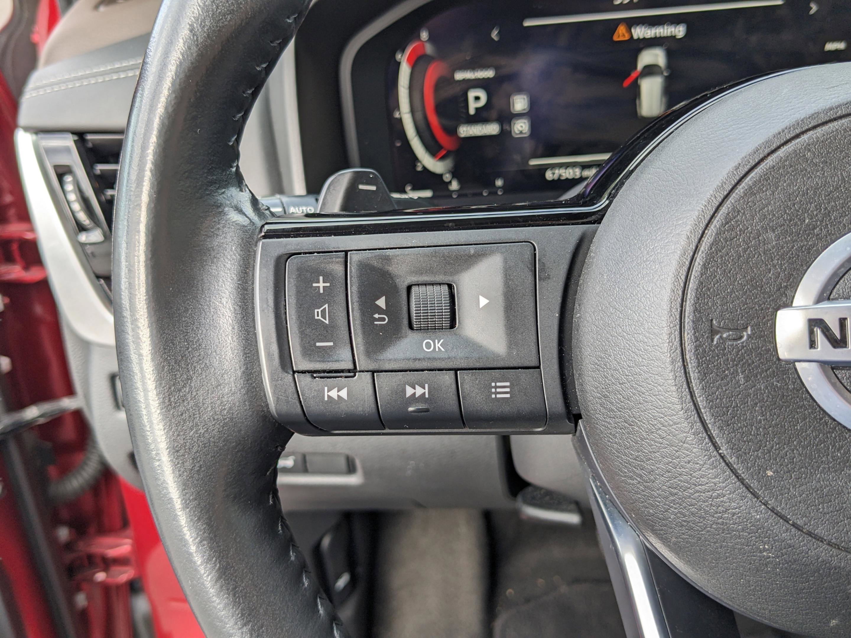 Used 2021 Nissan Rogue Platinum image 29