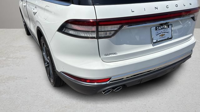 Used 2023 Lincoln Aviator Reserve w/ Equipment Group 201A AWD/4WD image 41
