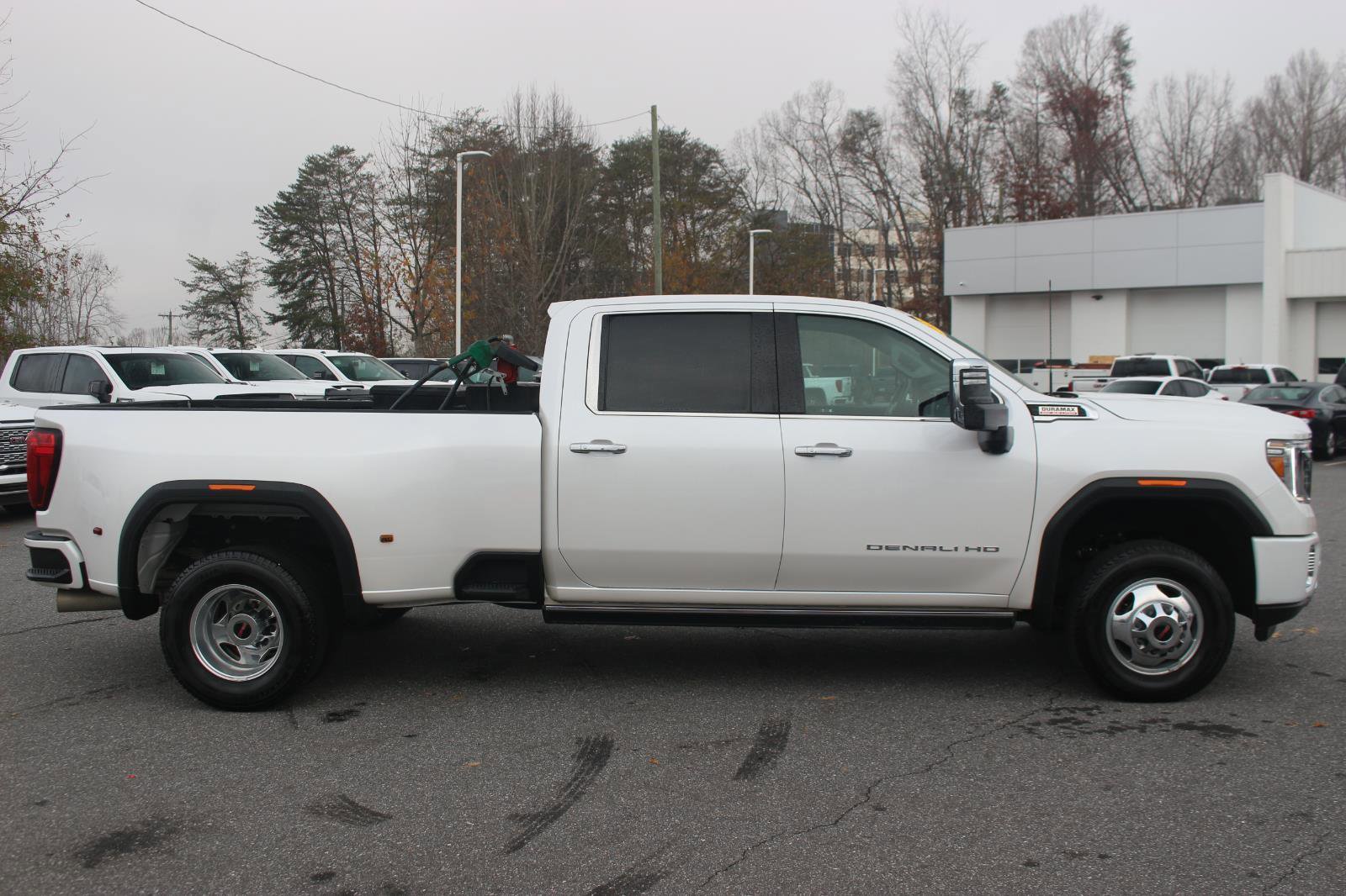Used 2023 GMC Sierra 3500 Denali w/ Denali Ultimate Package image 8
