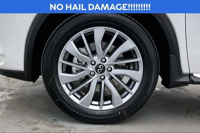 Certified 2025 INFINITI QX50 Luxe AWD/4WD image 10