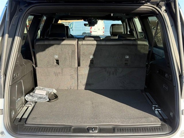 New 2025 Jeep Wagoneer L Series III image 7