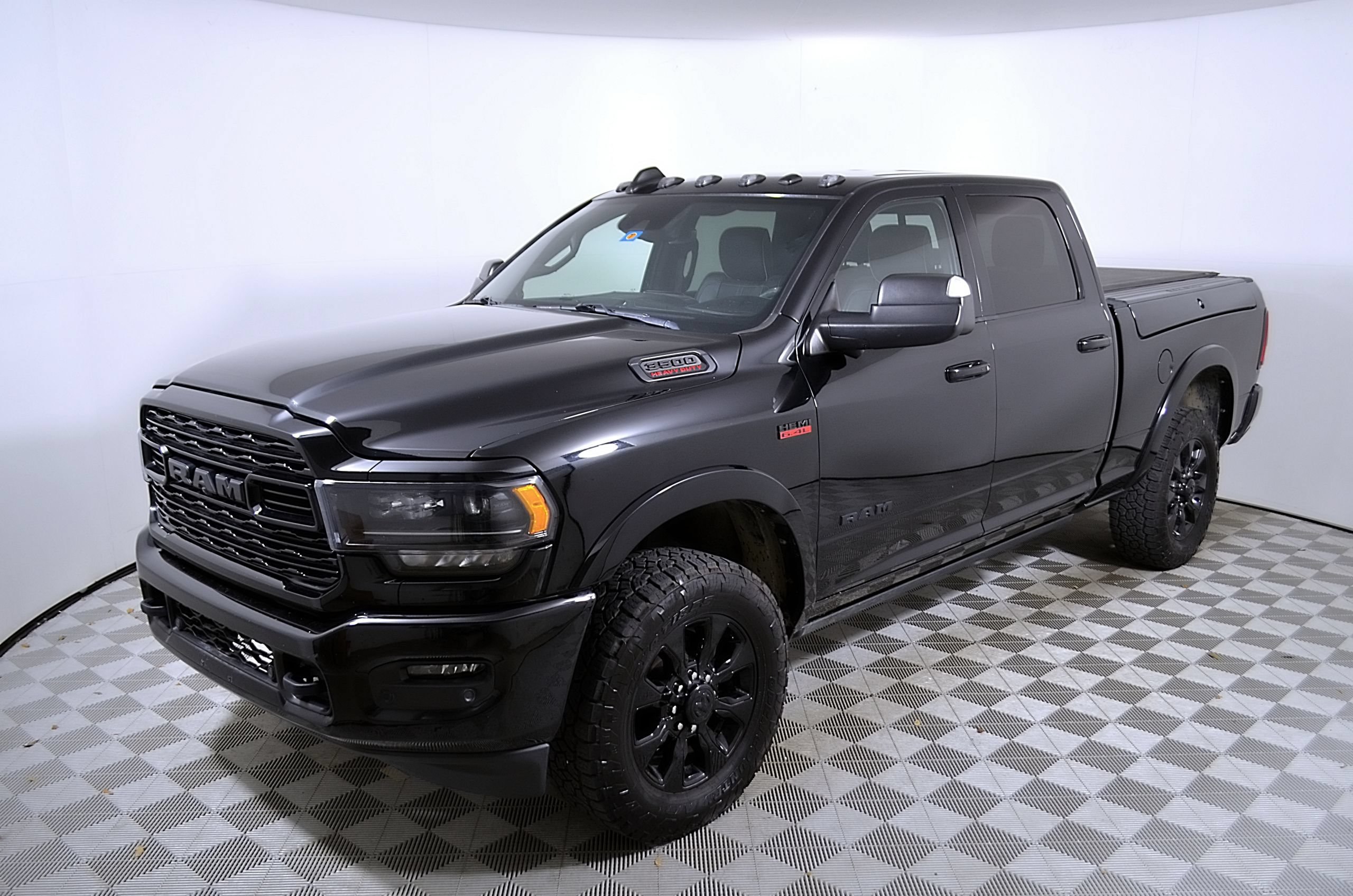 Used 2020 RAM 3500 Limited AWD/4WD image 3