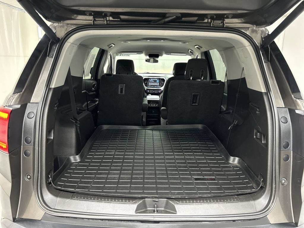 Used 2019 GMC Acadia SLE w/ LPO, Floor Liner Package AWD/4WD image 22