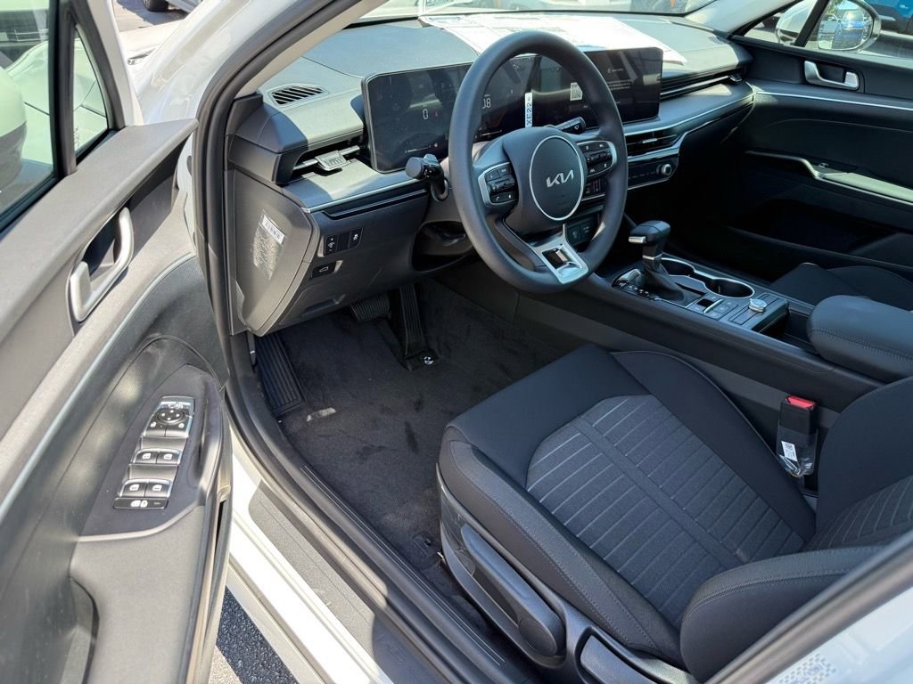 New 2026 Kia K5 LXS image 9