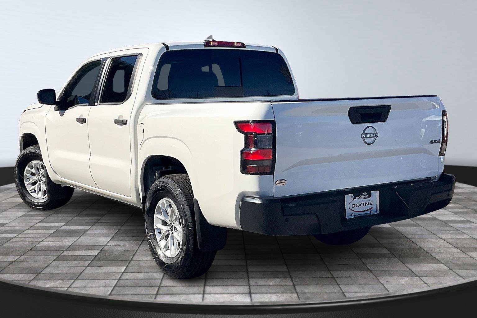 New 2026 Nissan Frontier S image 4