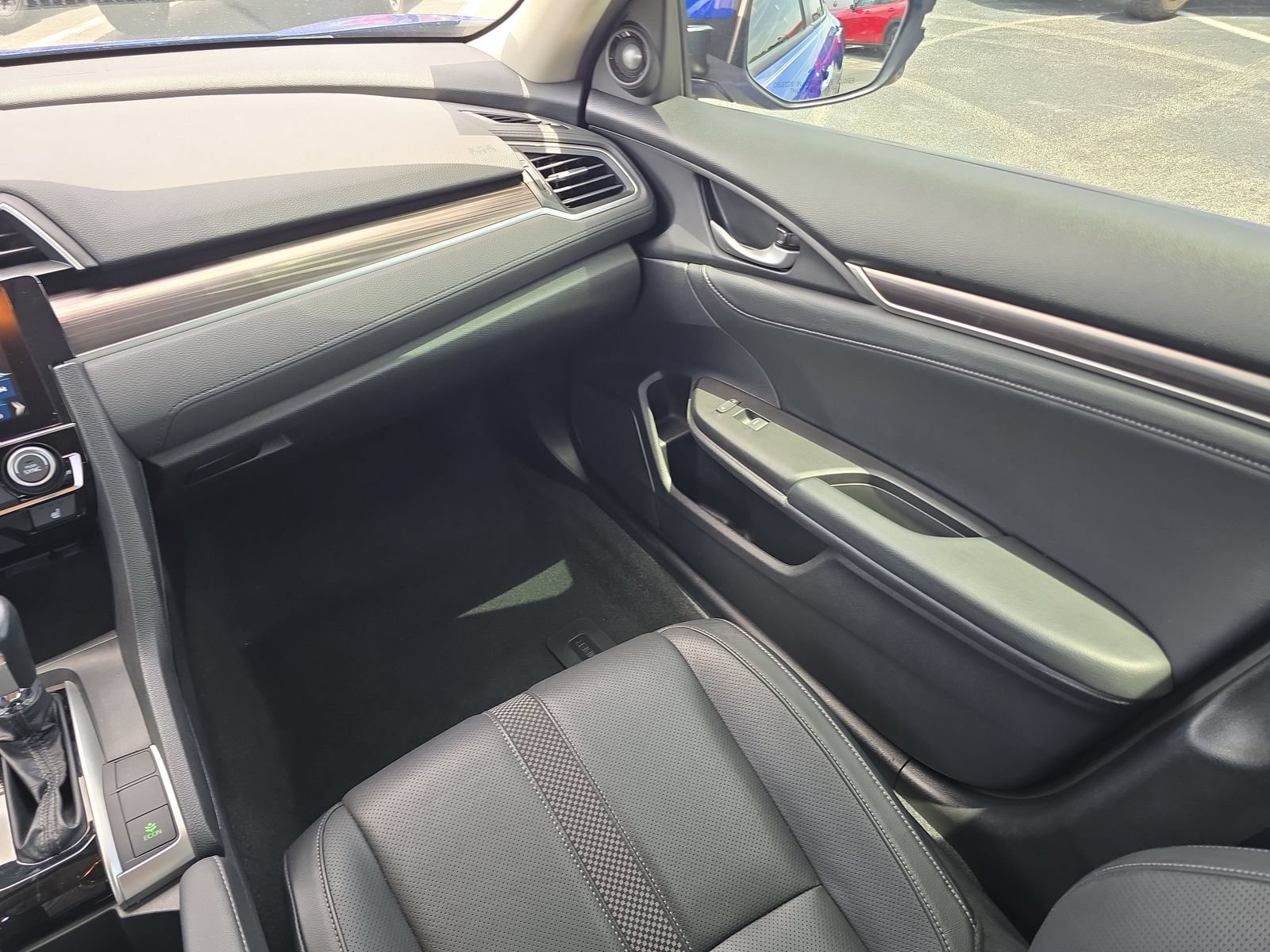 Used 2021 Honda Civic Touring image 12