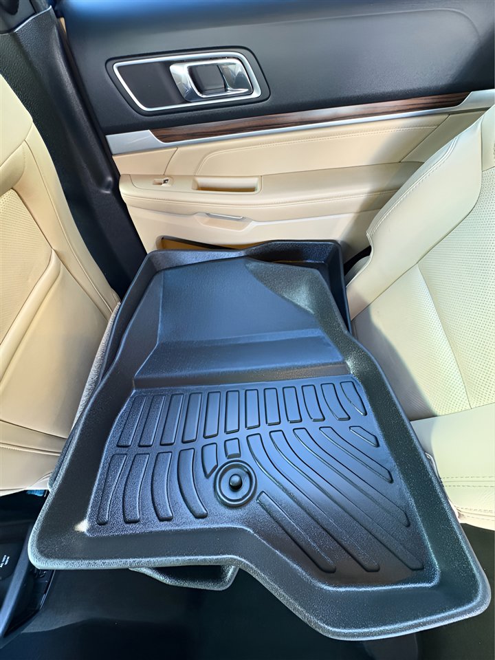 Used 2016 Ford Explorer Limited w/ Equipment Group 301A image 23