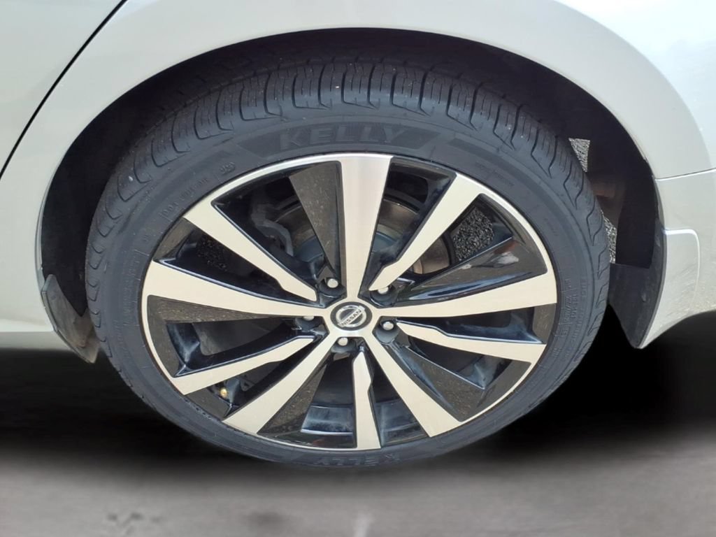 Used 2020 Nissan Altima 2.5 Platinum AWD/4WD image 32