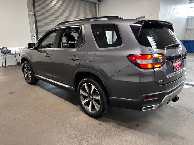 Used 2024 Honda Pilot Elite image 5