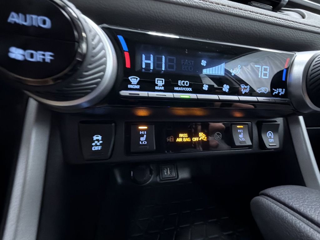 Used 2023 Toyota RAV4 XLE w/ XLE Grade Weather Package image 9