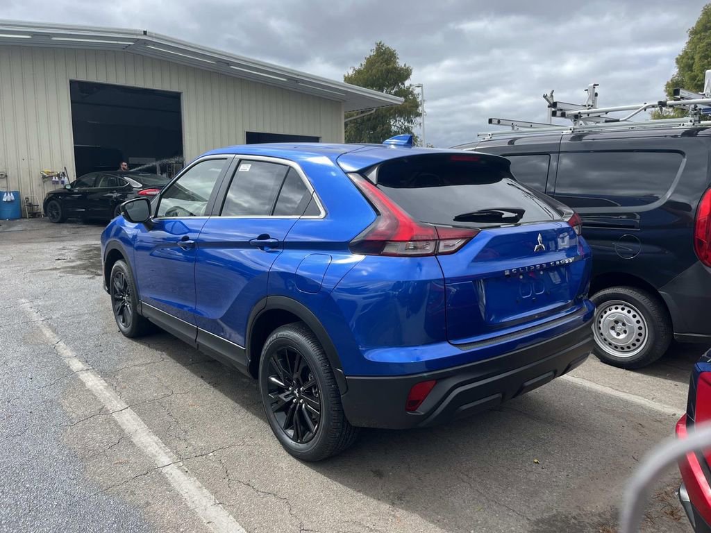 New 2026 Mitsubishi Eclipse Cross LE AWD/4WD image 5