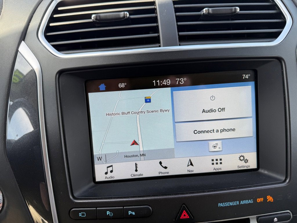 Used 2018 Ford Explorer Platinum AWD/4WD image 24