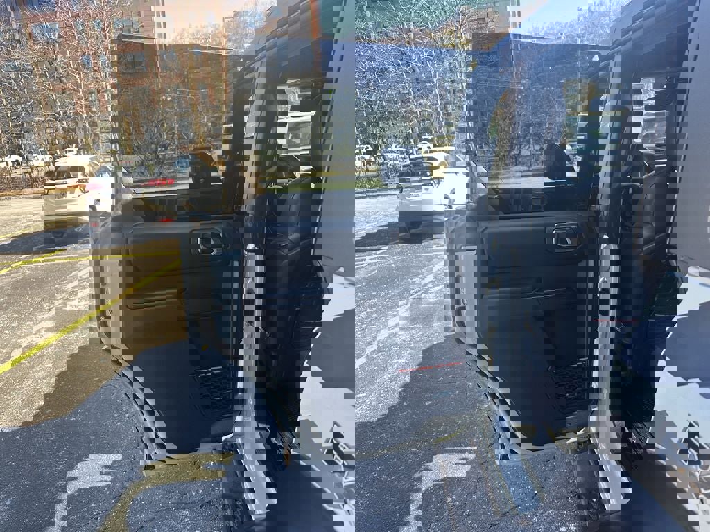 Used 2023 Ford Bronco Raptor image 12