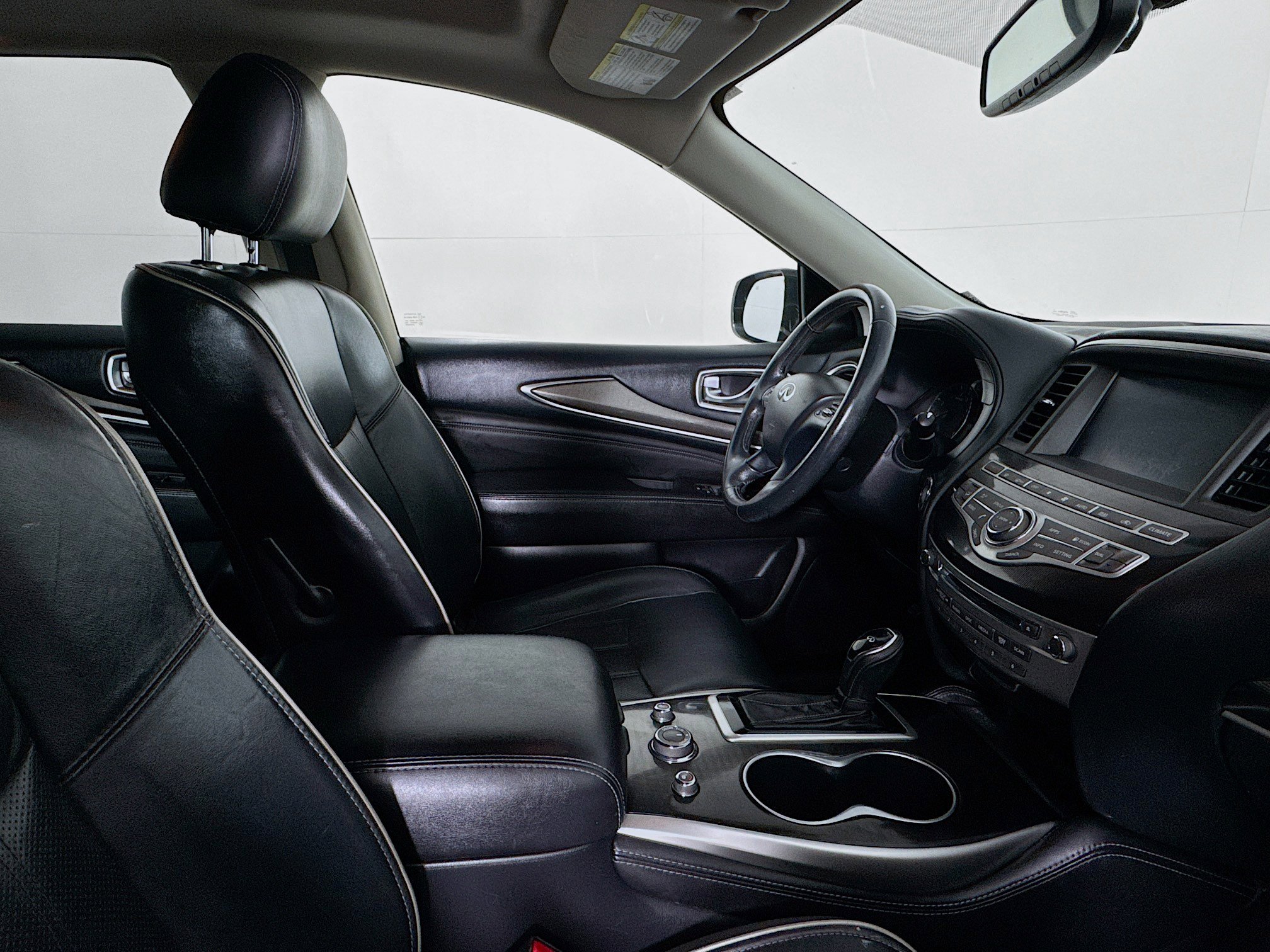 Used 2018 INFINITI QX60 Luxe image 25