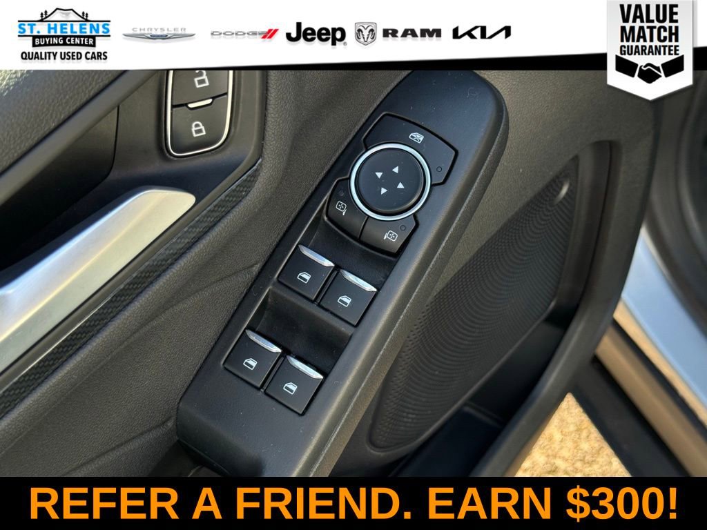 Used 2023 Ford Escape ST-Line w/ Cold Weather Package image 18