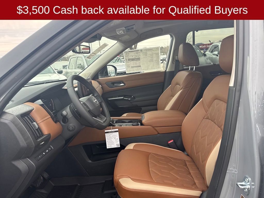 New 2026 Nissan Pathfinder Platinum image 18