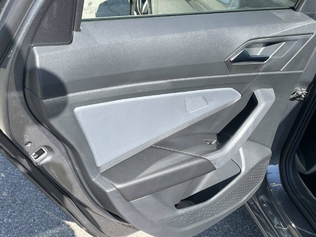 New 2026 Volkswagen Jetta SE FWD image 24