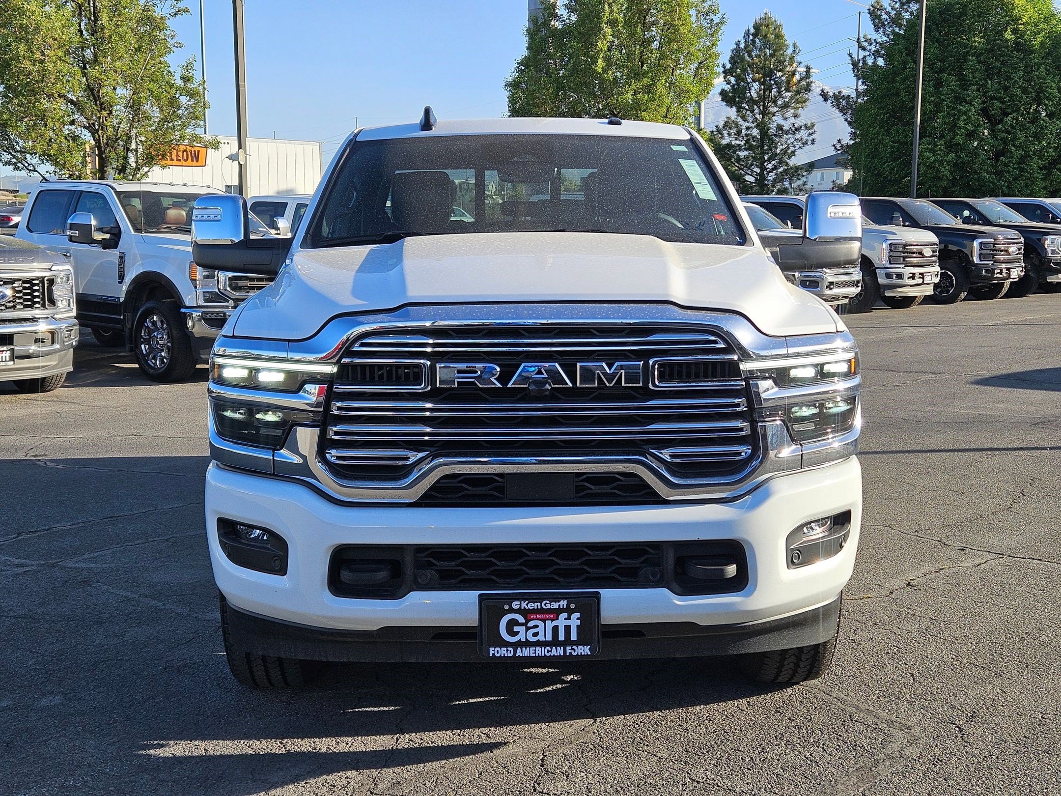 Used 2025 RAM 2500 Laramie AWD/4WD image 12