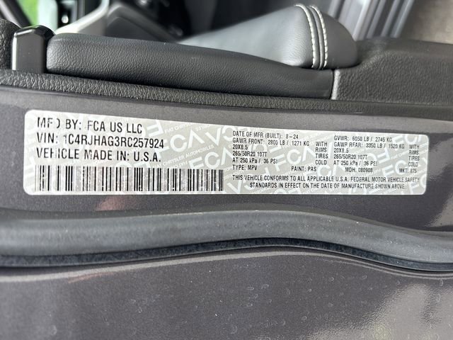 Certified 2024 Jeep Grand Cherokee Altitude AWD/4WD image 28