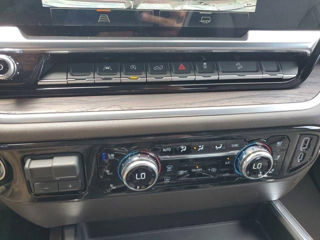 New 2026 GMC Sierra 1500 SLT w/ SLT Premium Package AWD/4WD image 27
