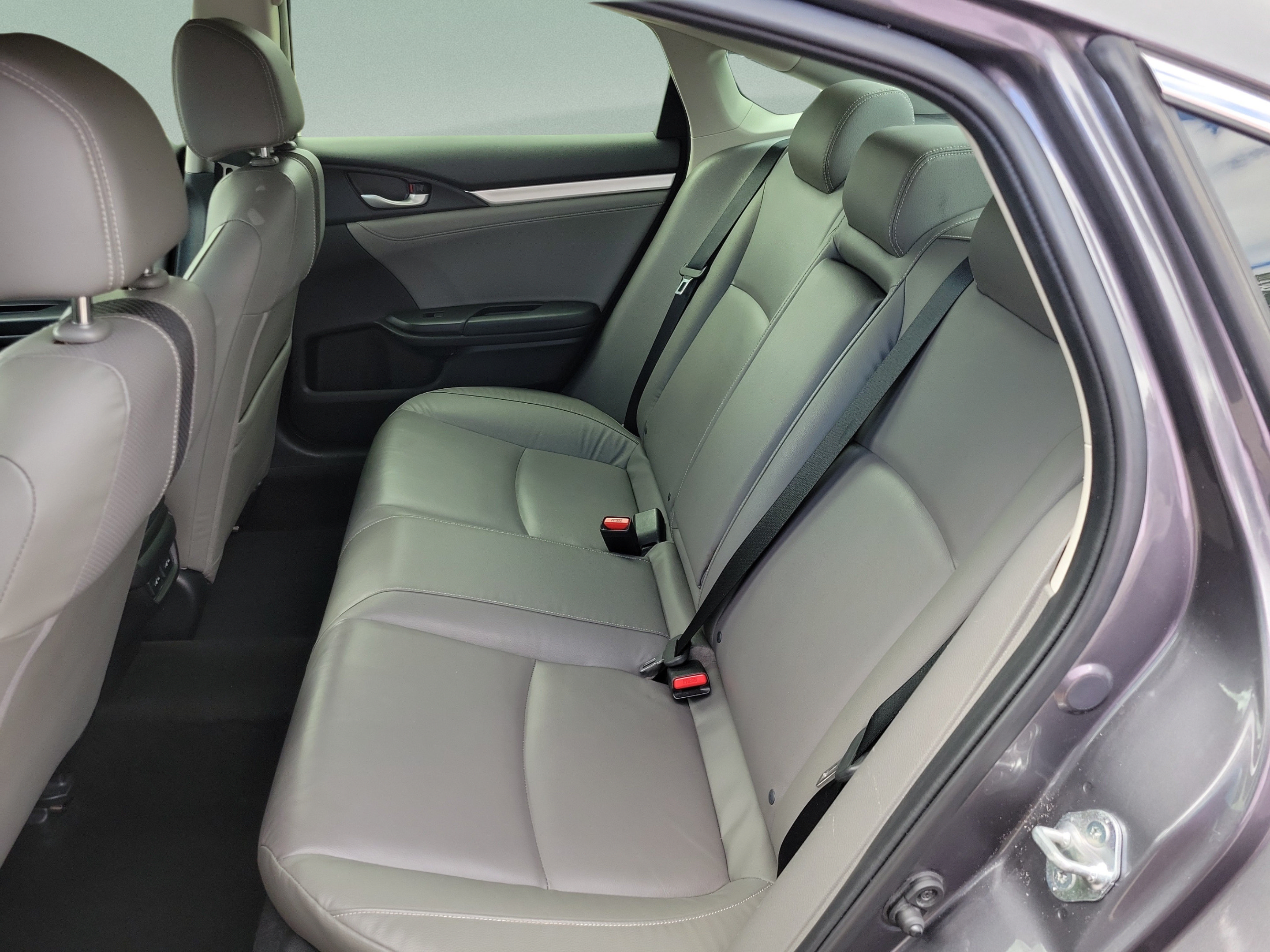 Used 2019 Honda Civic Touring image 8